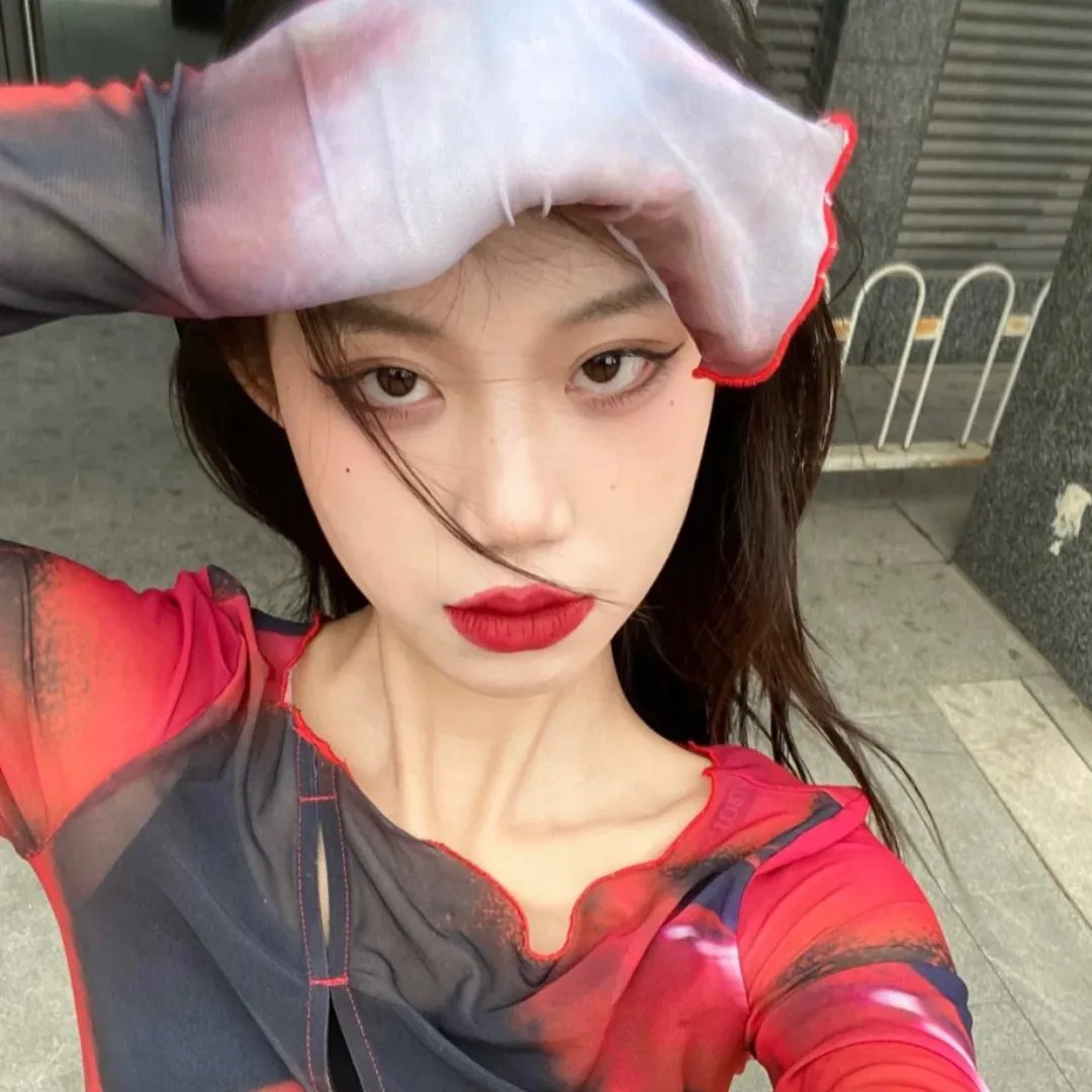 中年女性